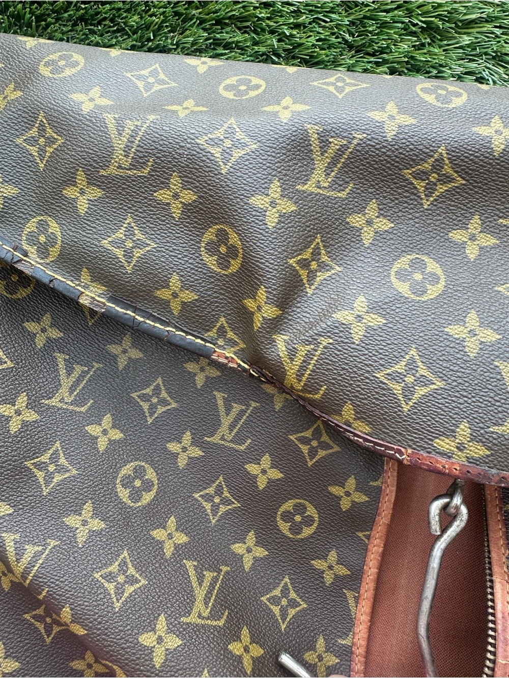 Louis vuitton garment bag 1970’s vintage to repair - Picture 10 of 16